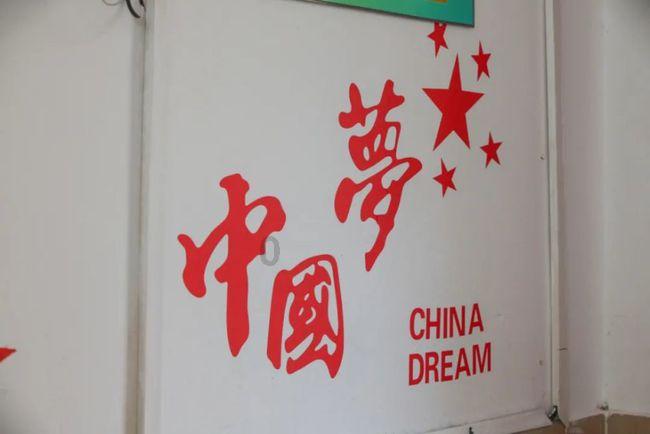 通讯丨在法国,听他们讲述“我的中国缘”